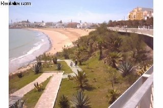 PISO MUY AMPLIO Y CÓMODO A 5 MINUTOS DE LA PLAYA DEL CHORRILLO Y SU PASEO MARÍTIMO.
